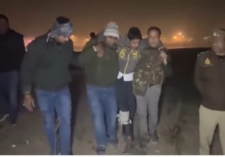 वाराणसी में 08 वर्षीय बच्ची की हत्या के आरोपी इरशाद को पुलिस ने मुठभेड़ के बाद गिरफ्तार किया