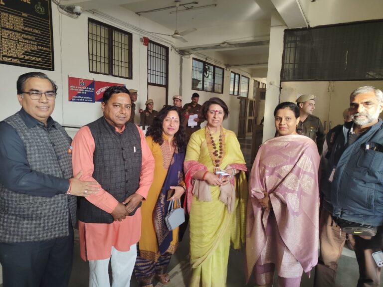 सामाजिक संस्था,पलवल डोनर्स क्लब ज्योतिपुंज की तरफ से आभार व्यक्त किया गया। रेणु भाटिया
