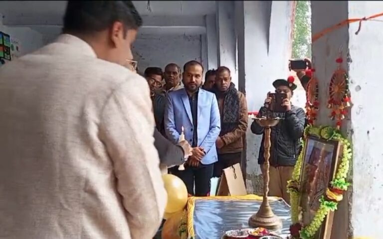 आज निपुण हरियाणा मिशन के तहत राजकीय कन्या वरिष्ठ माध्यमिक विद्यालय में शैक्षिक गुणवत्ता में सुधार लाने के उद्देश्य से लगाई गई टीचिंग-लर्निंग मटेरियल प्रदर्शनी