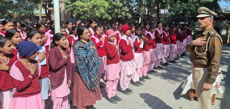 पलवल में आज हथीन विधानसभा के राजकीय कन्या वरिष्ठ माध्यमिक विद्यालय औरंगाबाद में नशे के विरुद्ध एक दिवसीय जागरूकता कार्यक्रम किया गया