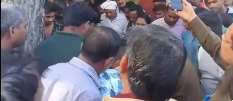 अमेठी में दिनदहाड़े फायरिंग