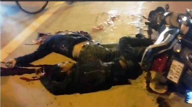 तेज रफ्तार ट्रक की चपेट में आकर बाईक सवार दो युवकों की दर्दनाक मौत, एक गंभीर