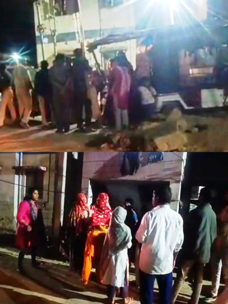 मारपीट पर तमाशीन बनी पुलिस वीडियो बना रहे मीडिया कर्मी से अभद्रता पर रही उतारू, पुलिस के सामने ही महिला को उपद्रवियों ने जमकर सड़क पर गिरा-गिरा कर पीटा