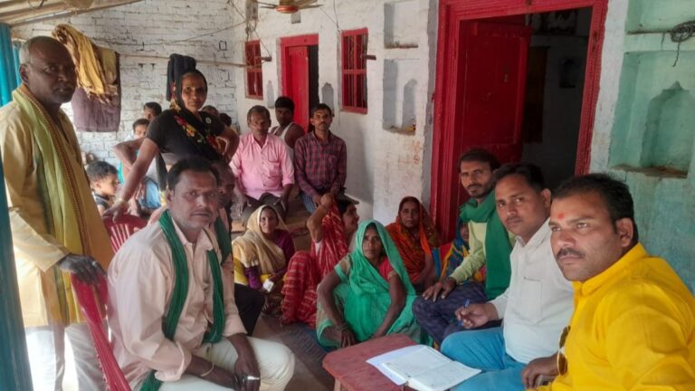 विकास से कोसों दूर ग्राम अखैय्यापुर ग्राम पंचायत, ग्रामीणों के लिये समस्याओं का लगा अंबार, प्रधान पर मनमानी का आरोप