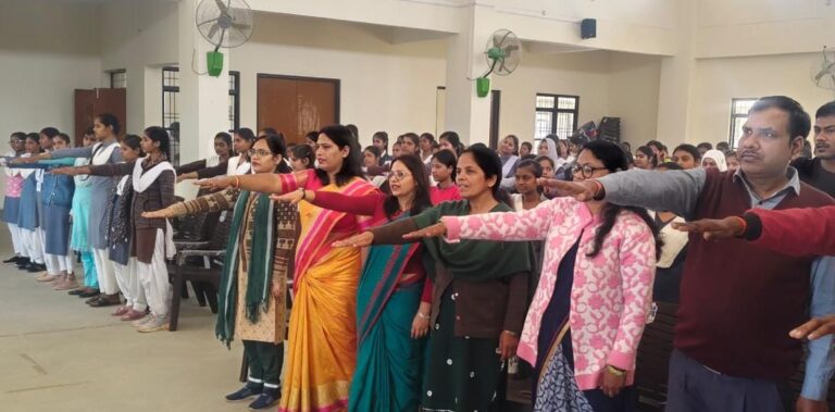 पढ़ें विश्वविद्यालय बढ़े विश्वविद्यालय कार्यक्रम का हुआ आयोजन