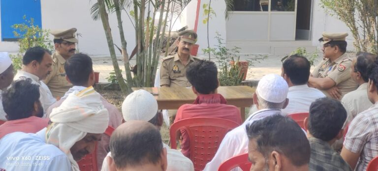 नवागत प्रभारी निरीक्षक विनय प्रकाश राय की अध्यक्षता मे शांति समिति की बैठक  हुई संपन्न